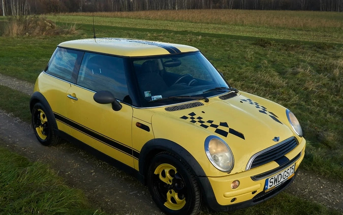 MINI ONE cena 7700 przebieg: 262950, rok produkcji 2001 z Rybnik małe 37